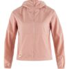 Sudadera corta con capucha High Coast W en pantalones cortos
